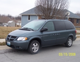 2005 Dodge Grand Caravan SXT l angle