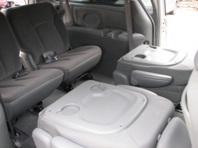 2005 Dodge Grand Caravan Right Side open 2