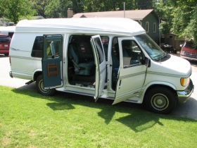 1994 Ford E-350 Conversion R.Side Open